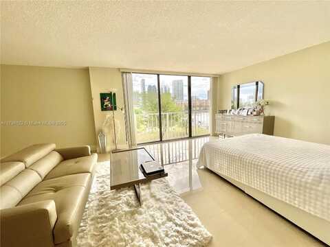 290 174th St, Sunny Isles Beach, FL 33160