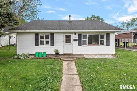 1106 E JEFFERSON Street, Clinton, IL 61727