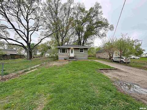 3924 6TH Street, Rock Island, IL 61201