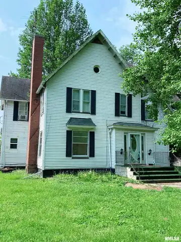 301 CORTLAND Avenue, Avon, IL 61415