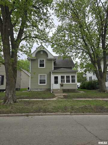 804 15TH Avenue, Fulton, IL 61252