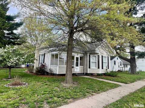 605 N 6TH Street, Petersburg, IL 62675