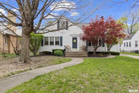 2004 S WALNUT Street, Springfield, IL 62704