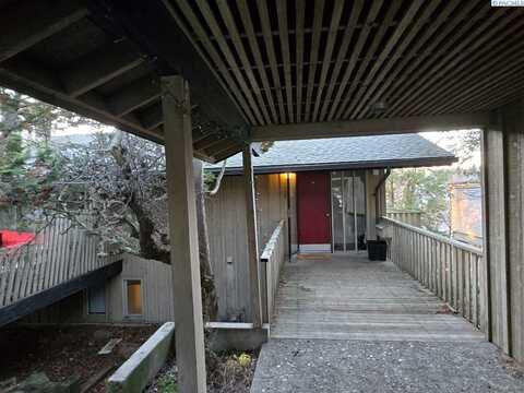 1125 NE Indiana Street, Pullman, WA 99163