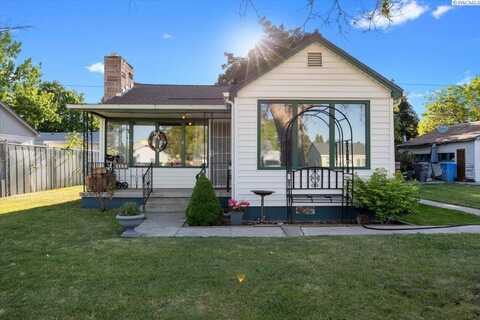 1103 Potter, Richland, WA 99354