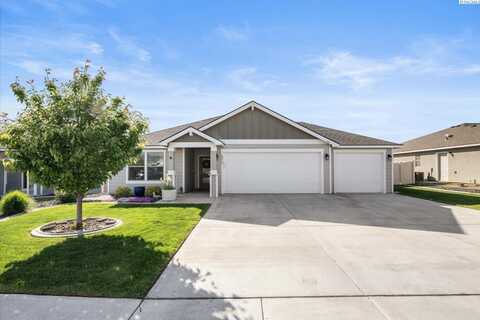 4322 Chilcotin Lane, Pasco, WA 99301