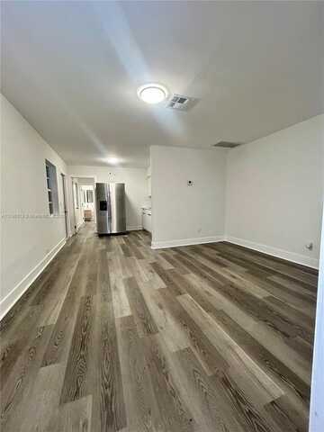 706 S F St, Lake Worth, FL 33460