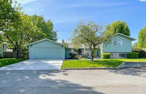 4904 W Margaret Street, Pasco, WA 99301