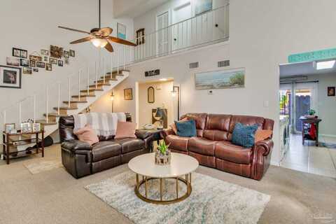 4701 Huron Dr, Pensacola, FL 32507