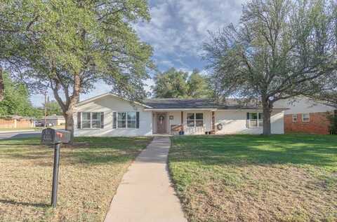 15 Stutz Ct, Midland, TX 79705