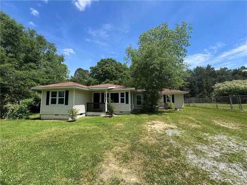 66 Lee Rd 294, Smiths Station, AL 36877