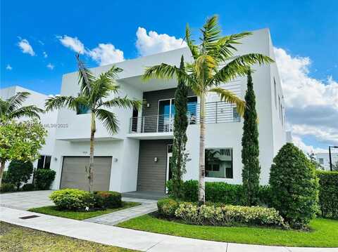 10126 NW 76th Ter, Doral, FL 33178