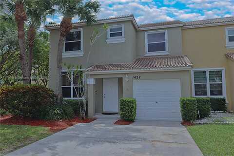 1427 NW 154th Ln, Pembroke Pines, FL 33028