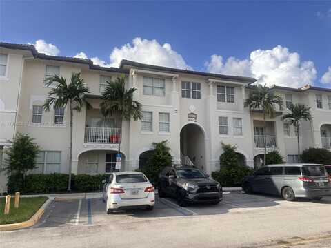 11603 NW 89th St, Doral, FL 33178