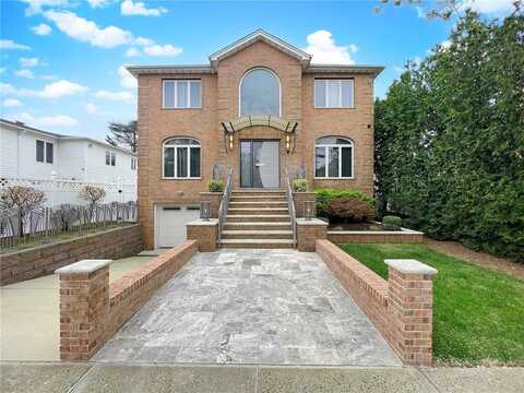 166 Pinewood Avenue, Staten Island, NY 10306