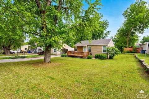 529 W Ash Street, Junction City, KS 66441