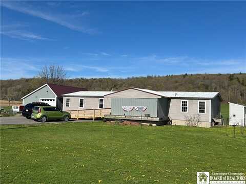 9642 S Dayton Silver Creek Road, Villenova, NY 14062