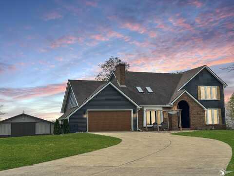 7872 S Huron River, South Rockwood, MI 48179