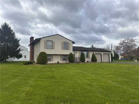5566 Veneto Drive, Clay, NY 13041
