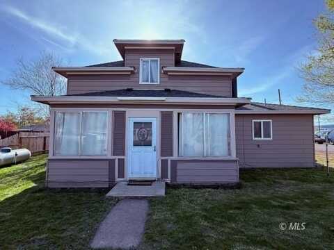 709 N East D St, Alturas, CA 96101
