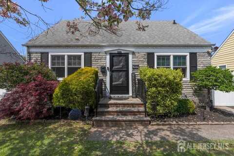 325 Giles Avenue, Middlesex, NJ 08846