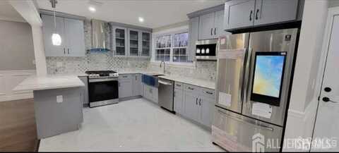 101 Van Buren Street, Woodbridge, NJ 07095