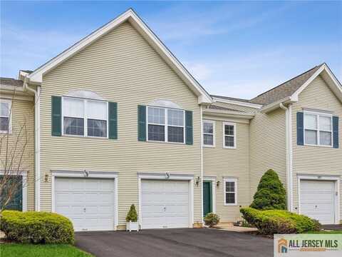 103 Berkshire Drive, Brunswick Gardens, NJ 08540