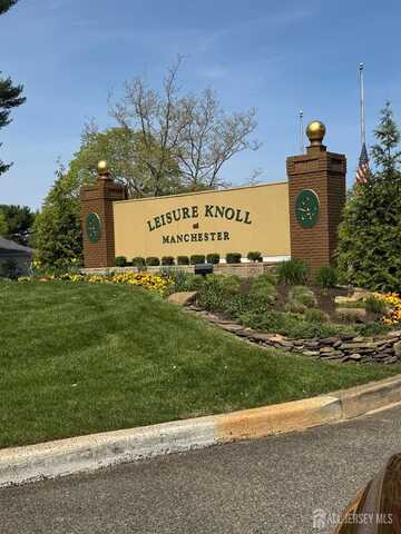 93 Mansfield Avenue, Manchester, NJ 08579