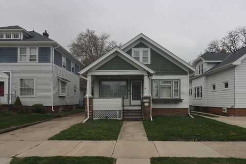 1426 Cleveland Ave, Racine, WI 53405