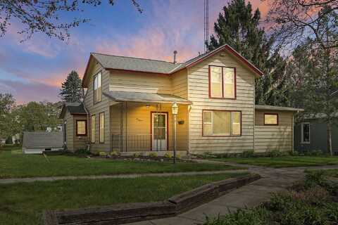 615 Water St, Lake Geneva, WI 53147
