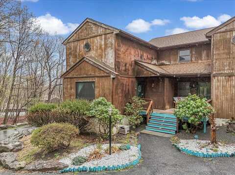 232 Image Drive, Scotrun, PA 18355