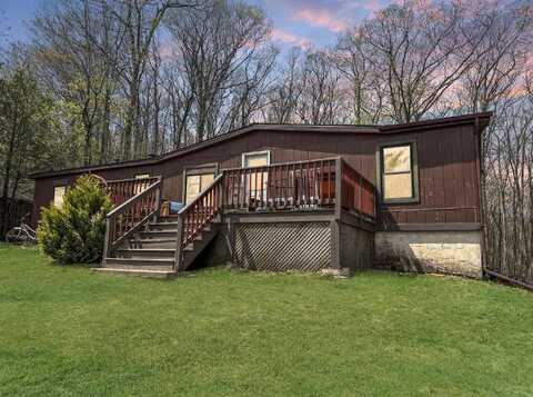 154 Hillary Drive W, Freeland, PA 18224