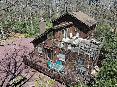 67 Tobyhanna Street, Lake Harmony, PA 18624