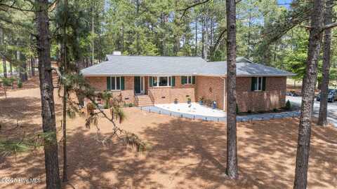 180 Lancashire Lane, West End, NC 27376