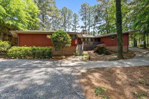 40 Inverness Road, Pinehurst, NC 28374