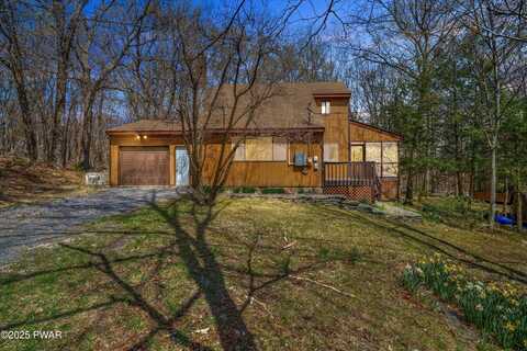 2223 Delaware Court E, Bushkill, PA 18324