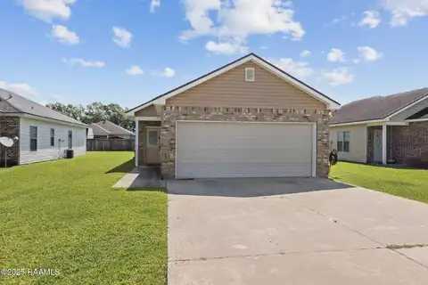 111 Bottle Brush Lane, Carencro, LA 70520