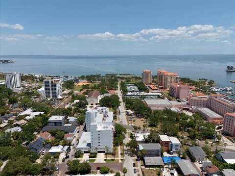 700 BEACH DRIVE NE, Saint Petersburg, FL 33701