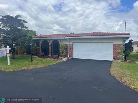 1271 NW 44th St, Deerfield Beach, FL 33064