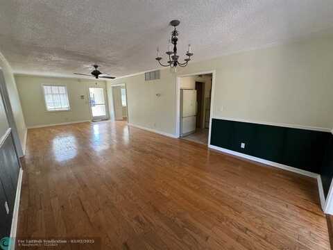3008 NW 69th Ct, Fort Lauderdale, FL 33309