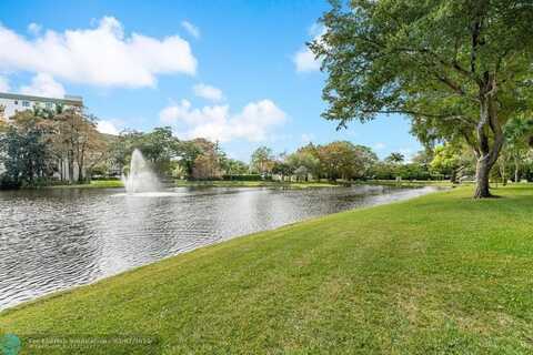 2240 N Cypress Bend Dr, Pompano Beach, FL 33069