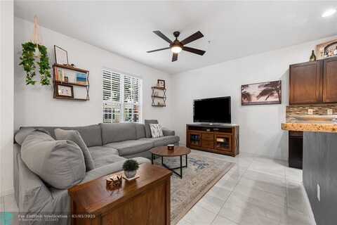 716 SW 2nd Ave, Pompano Beach, FL 33060