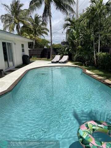 1411 NE 30th St, Pompano Beach, FL 33064