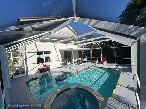 7983 NW 70th Ave, Parkland, FL 33067