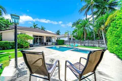 1241 S 13th Ave, Hollywood, FL 33019