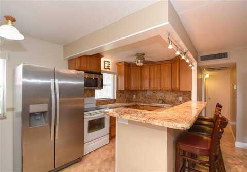 357 Saxony H, Delray Beach, FL 33446