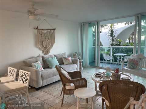 333 NE 21st Ave, Deerfield Beach, FL 33441