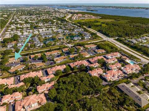 560 7th Place, Vero Beach, FL 32962