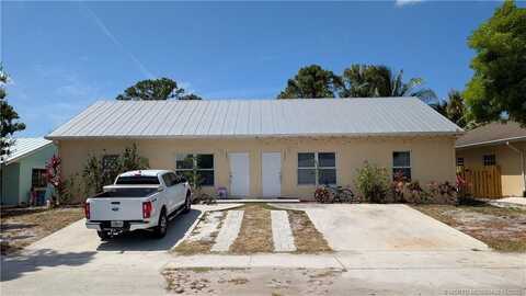 2981 SE Fairmont Street, Stuart, FL 34997