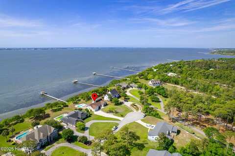 233 Deep Bay Drive, Newport, NC 28570